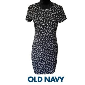 OLD NAVY Women's Sz Petite M Black Leaf Print Stretch Knit Dress